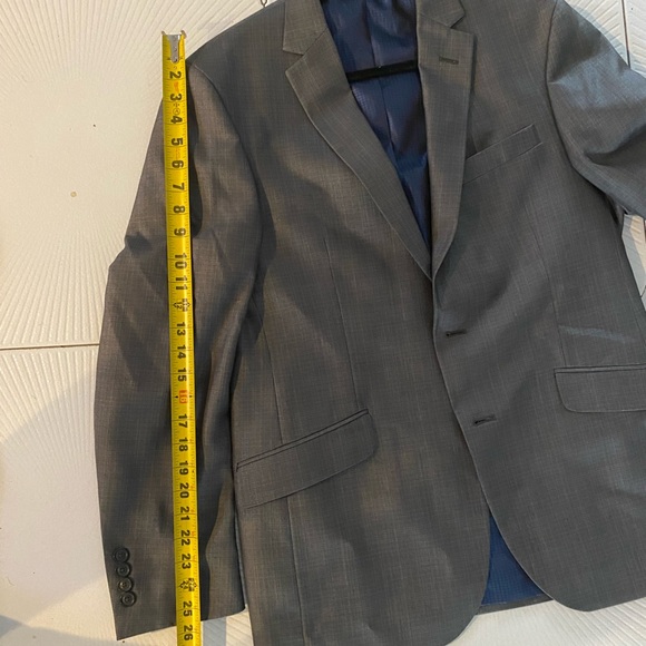 Classic Blazer for Men Gray Suit Jacket - Picture 4 of 8